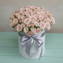 Цветочная композиция из Розы в шляпной коробке в Мирном Ставропольский край