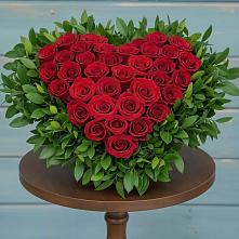 Цветочная композиция из Розы в виде сердца в Мирном Ставропольский край