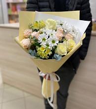 Букет цветов из:  Альстромерии, Розы и Хризантемы в Мирном Ставропольский край