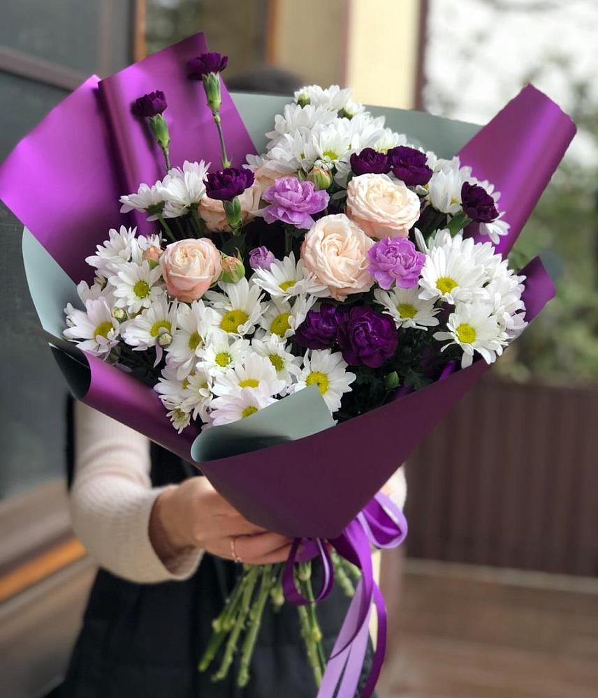 Букет цветов из: Хризантемы, Гвоздики и Розы в Мирном Ставропольский край