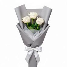 Букет 3 белые розы в Мирном Ставропольский край