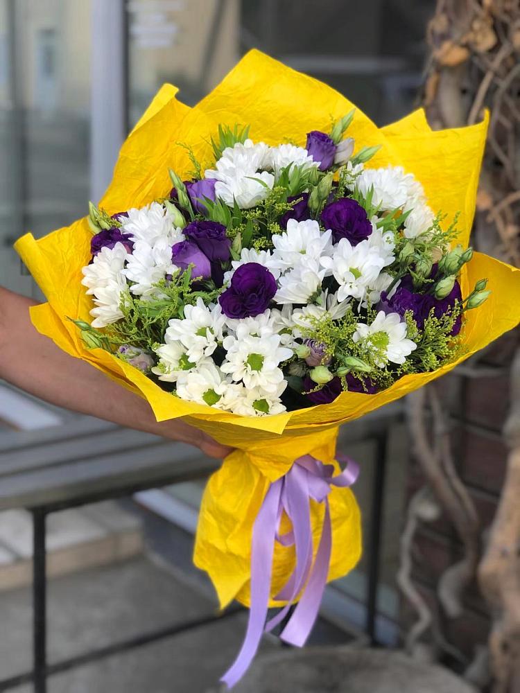 Букет цветов из: Ирисы, Хризантемы и Ромашки в Мирном Ставропольский край