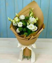 Букет цветов из:  Хризантемы и Лизиантусы в Мирном Ставропольский край