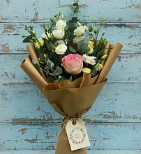 Букет цветов из:  Розы и Лизиантусы #REPLACE_PRED# Мирном Ставропольский край