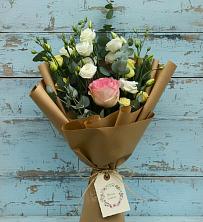 Букет цветов из:  Розы и Лизиантусы в Мирном Ставропольский край