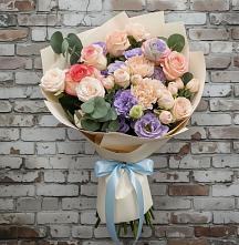 Букет цветов из:  Розы, Лизиантусы и Гвоздики в Мирном Ставропольский край
