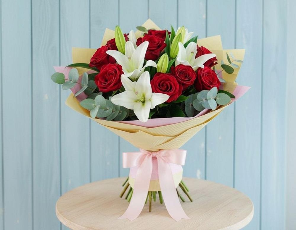Букет цветов из: Лилии и Розы в Мирном Ставропольский край